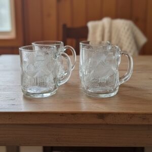 Vtg Set of 4 Winter Village Frosted Embossed Glass Mugs - Holiday Christmas